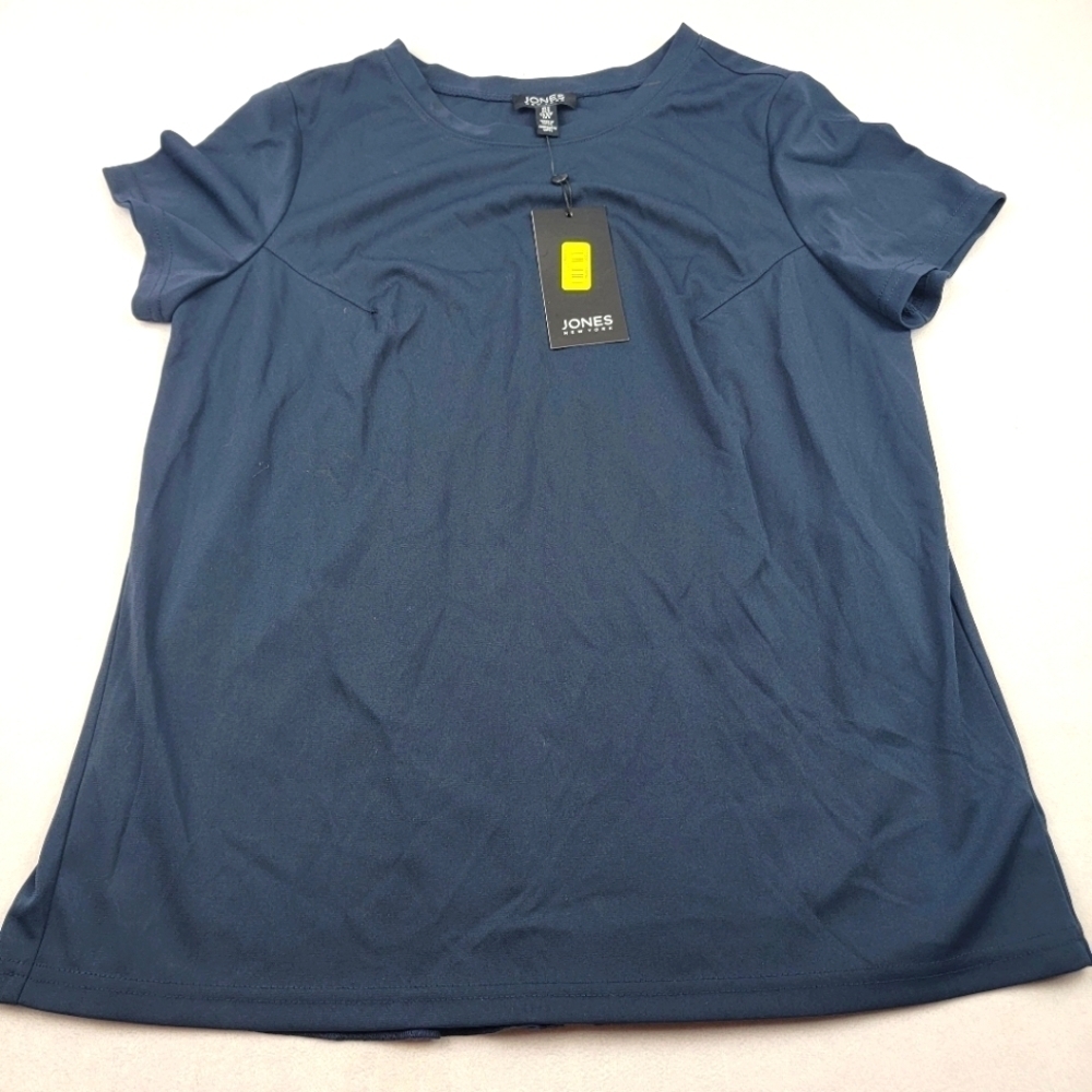 NWT Jones New York flowy pleated back navy short sleeve blouse